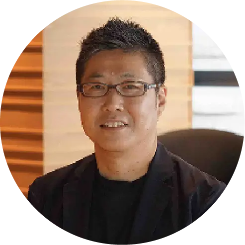 春山 宜輝 氏